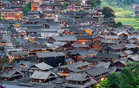 金牛6种常见的外墙仿石漆施工工艺！